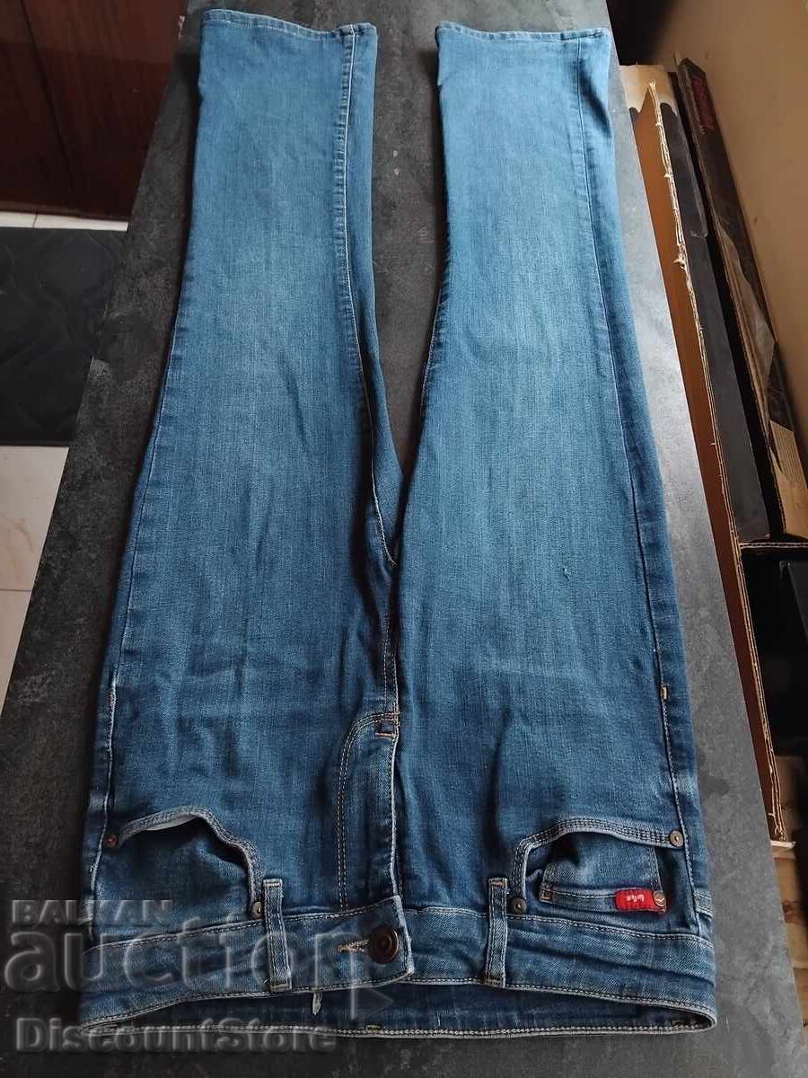 Γυναικείο τζιν Lee Cooper W 28 και L 32 (S) Γυναικείο τζιν Lee Cooper W 28 και L 32 (S)