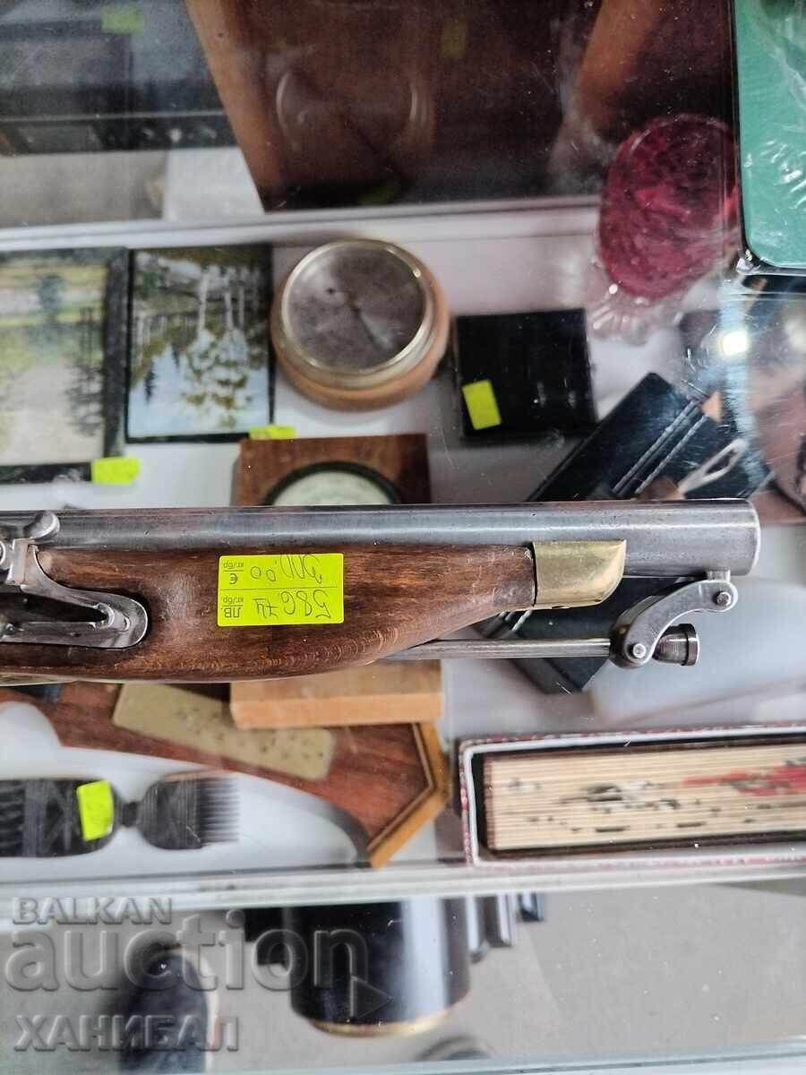 Παράδοση ΚΡΕΜΕΝ ΠΙΣΤΟΛΙ