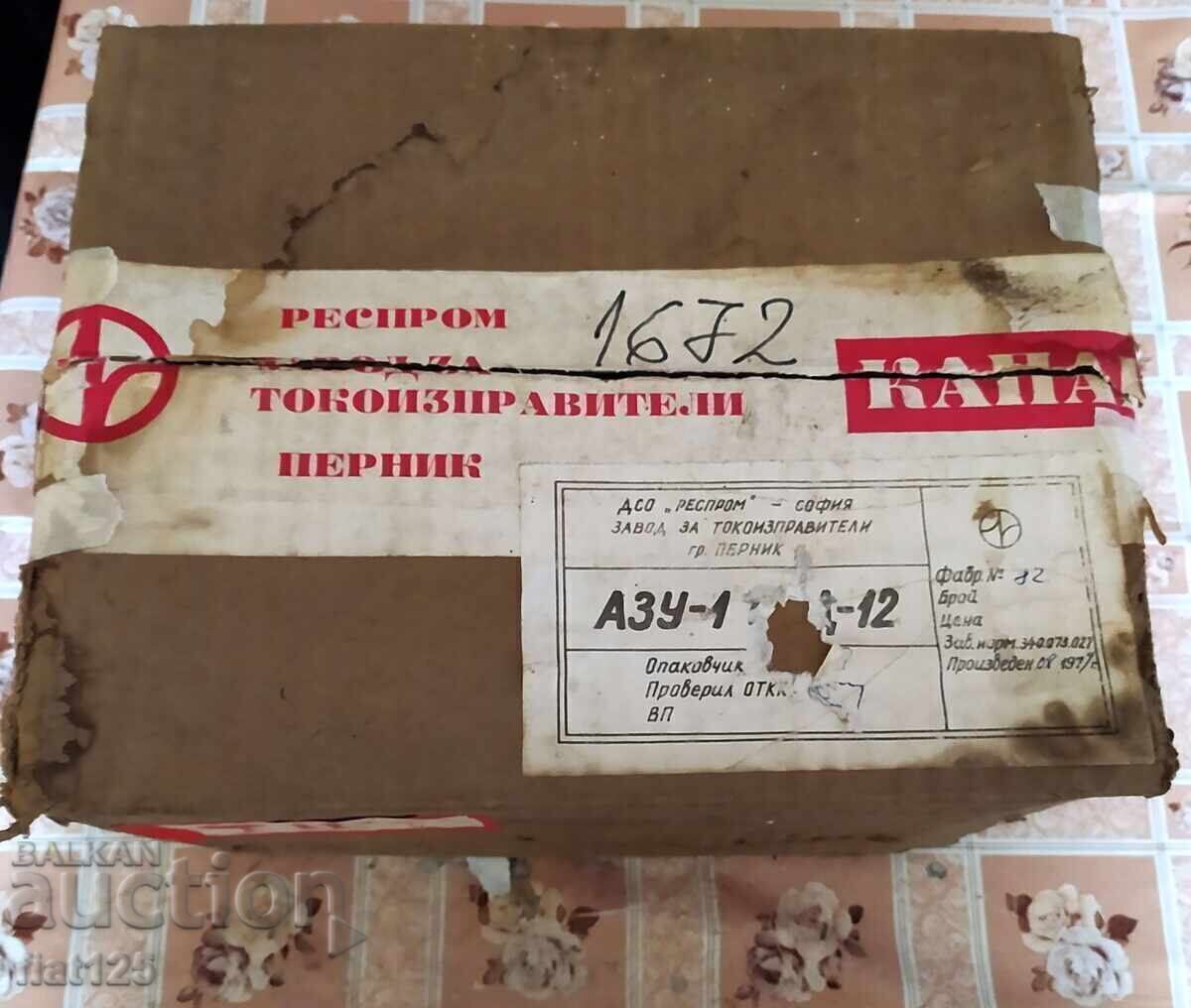 Зарядно за акумулатор АЗУ-1 - 5