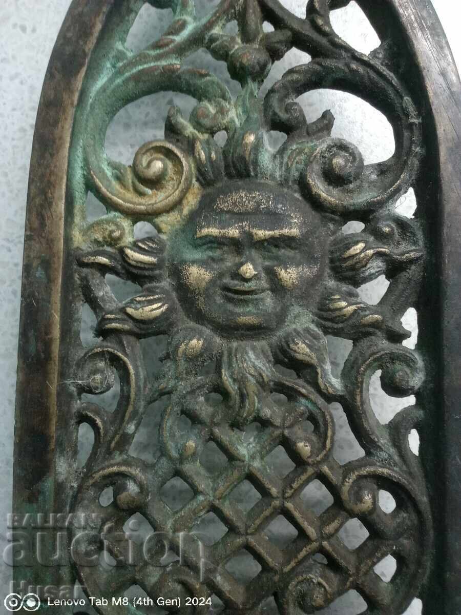 Stara postavka za yutiya, slŭntse, pano, bronz - 5