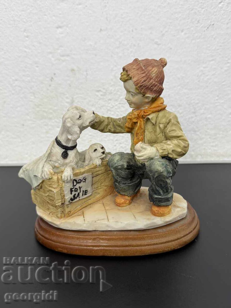 Figurină de colecție - „Câine de vânzare” nr. 8037