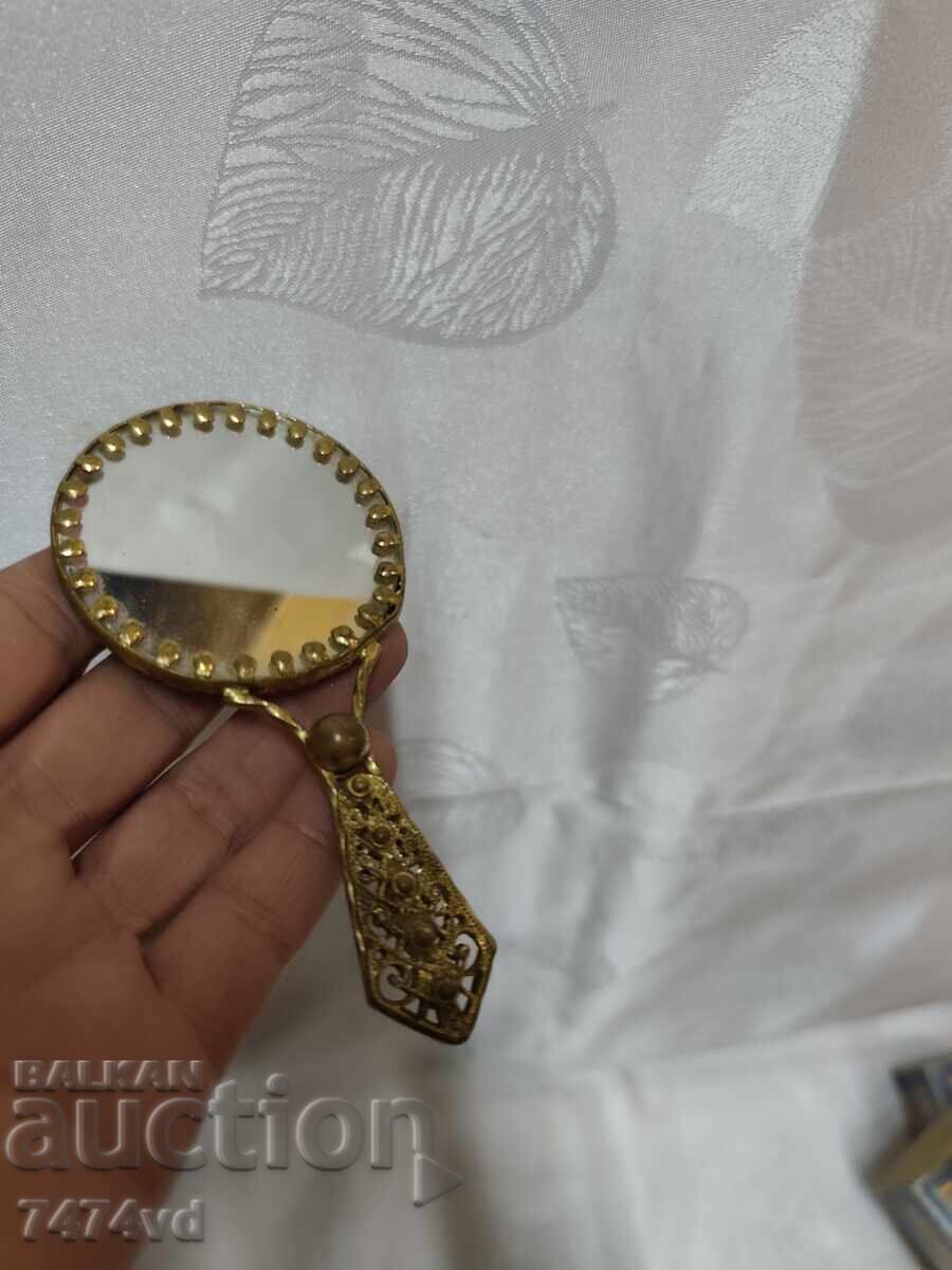 Δημοπρασία BRONZOV LOT PEPELNIK, OGLEDALO I OTVARACHKA RUL Δημοπρασία BRONZOV LOT PEPELNIK, OGLEDALO I OTVARACHKA RUL