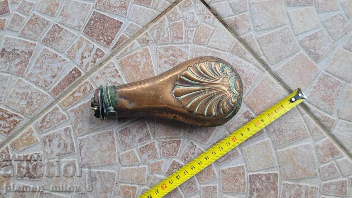 A powder keg A powder keg