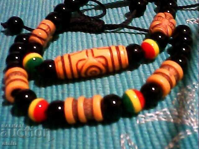 Аукцион 2бр красиви гривни от естествен камък