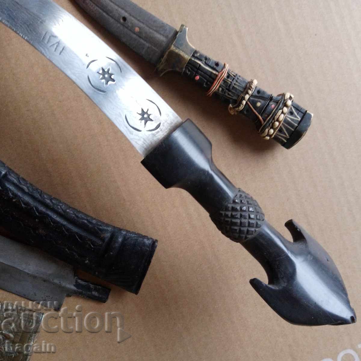 Camile, hangele cu preț € 250.00 | 488.96 BGN