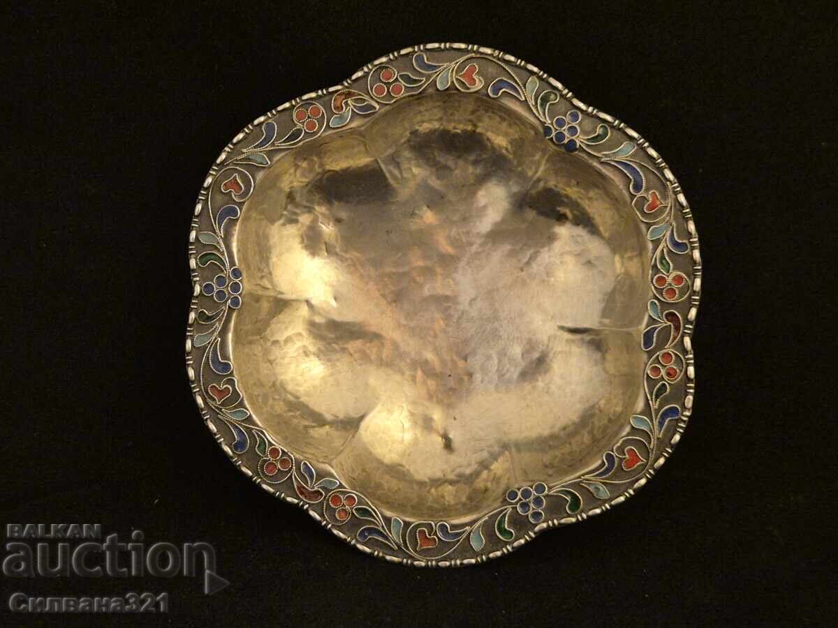 Farfurioară de argint cu email cu preț € 100.00 | 195.58 BGN