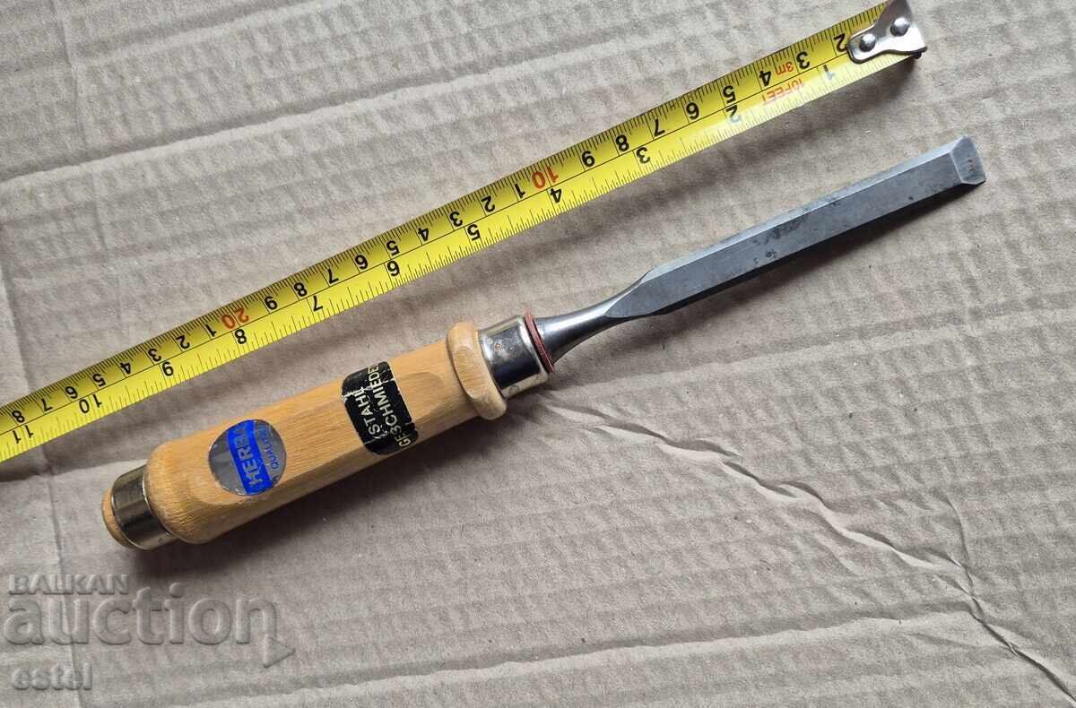 Delivery of Woodworking Chisel "HERBA qualitat" 10mm - W. Germany