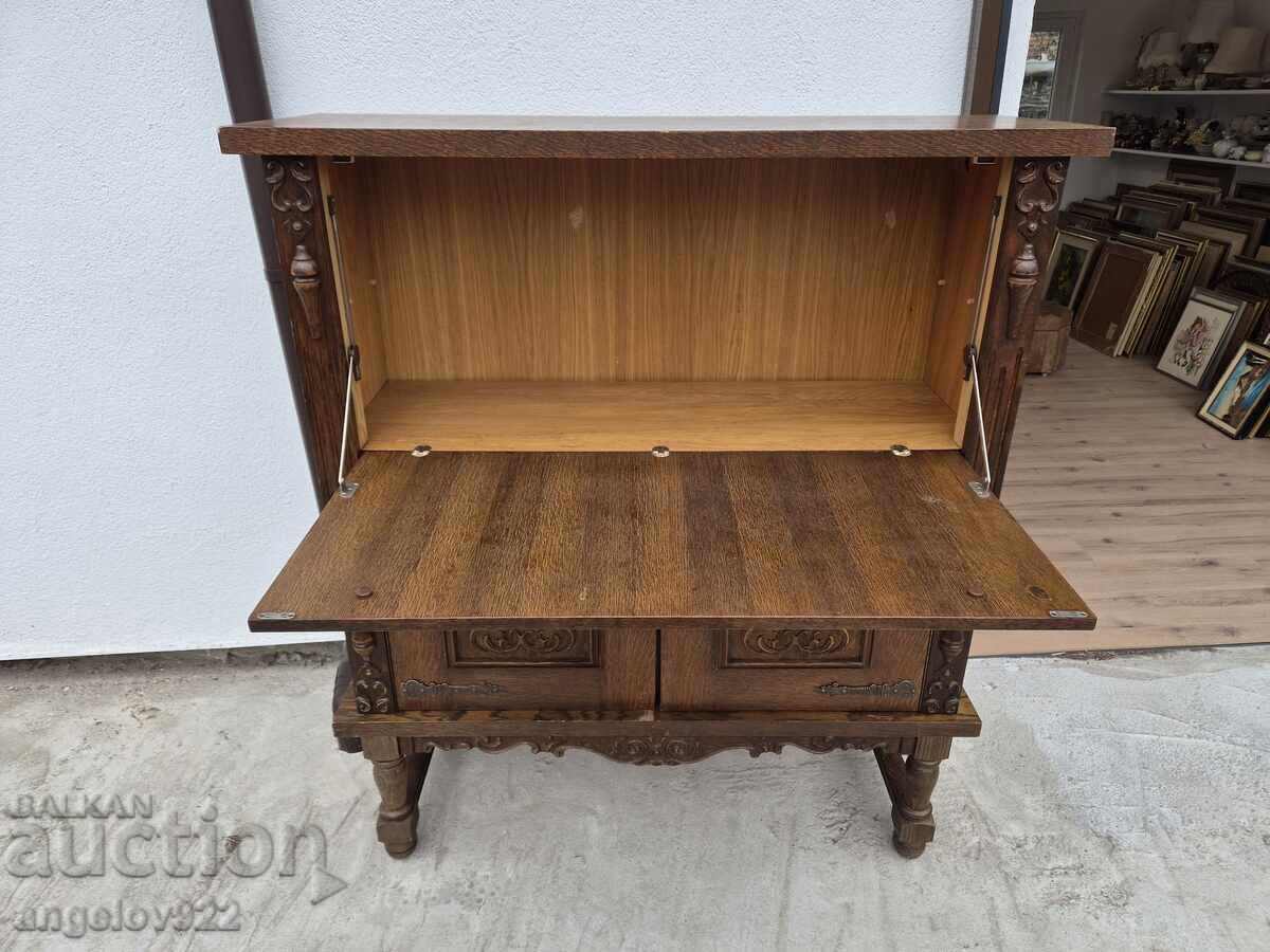 Large beautiful solid wood dresser!!! - 6