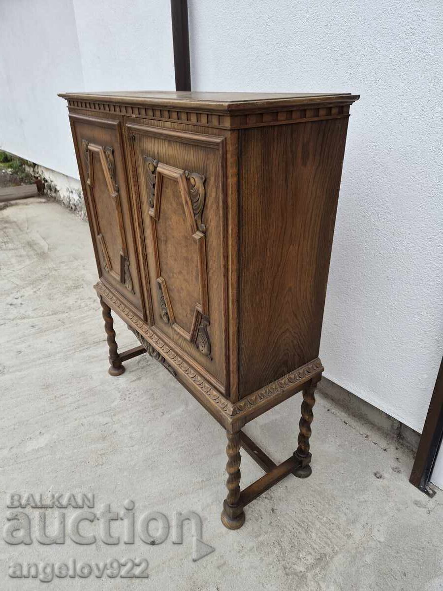 Παράδοση Όμορφη vintage ξύλινη συρταριέρα!!!