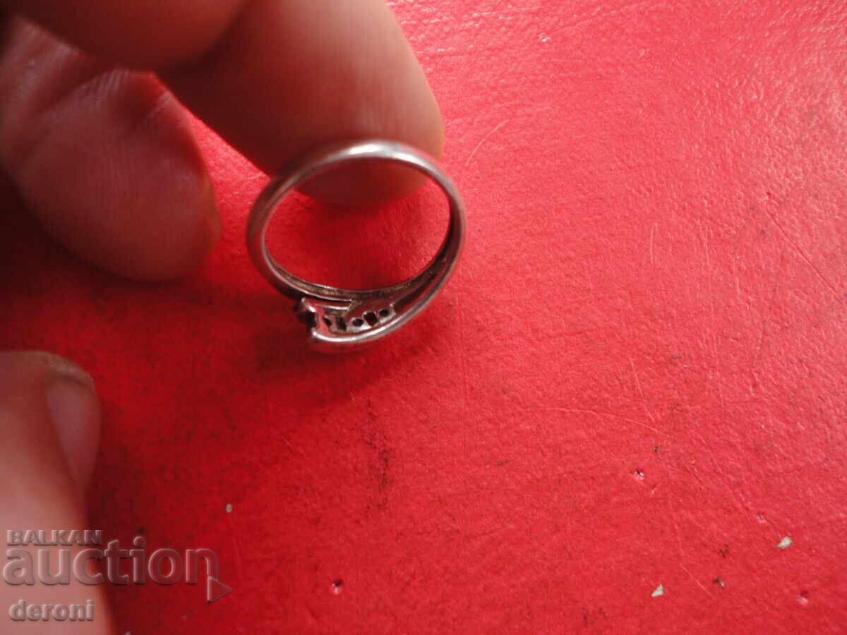 Аукцион Сребърен пръстен с камъни 925