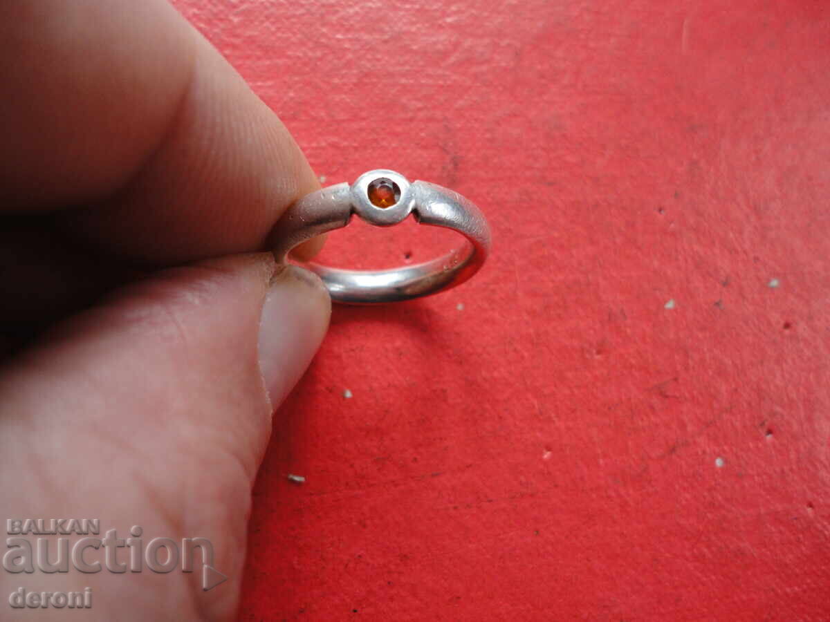 Невероятен Сребърен пръстен с камък 25 с цена € 18.00 | 35.20 лв.