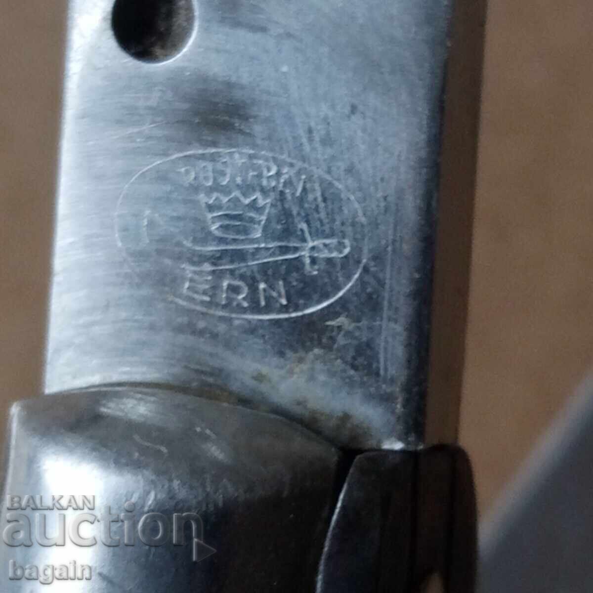 Licitație Colecție de cuțite automate