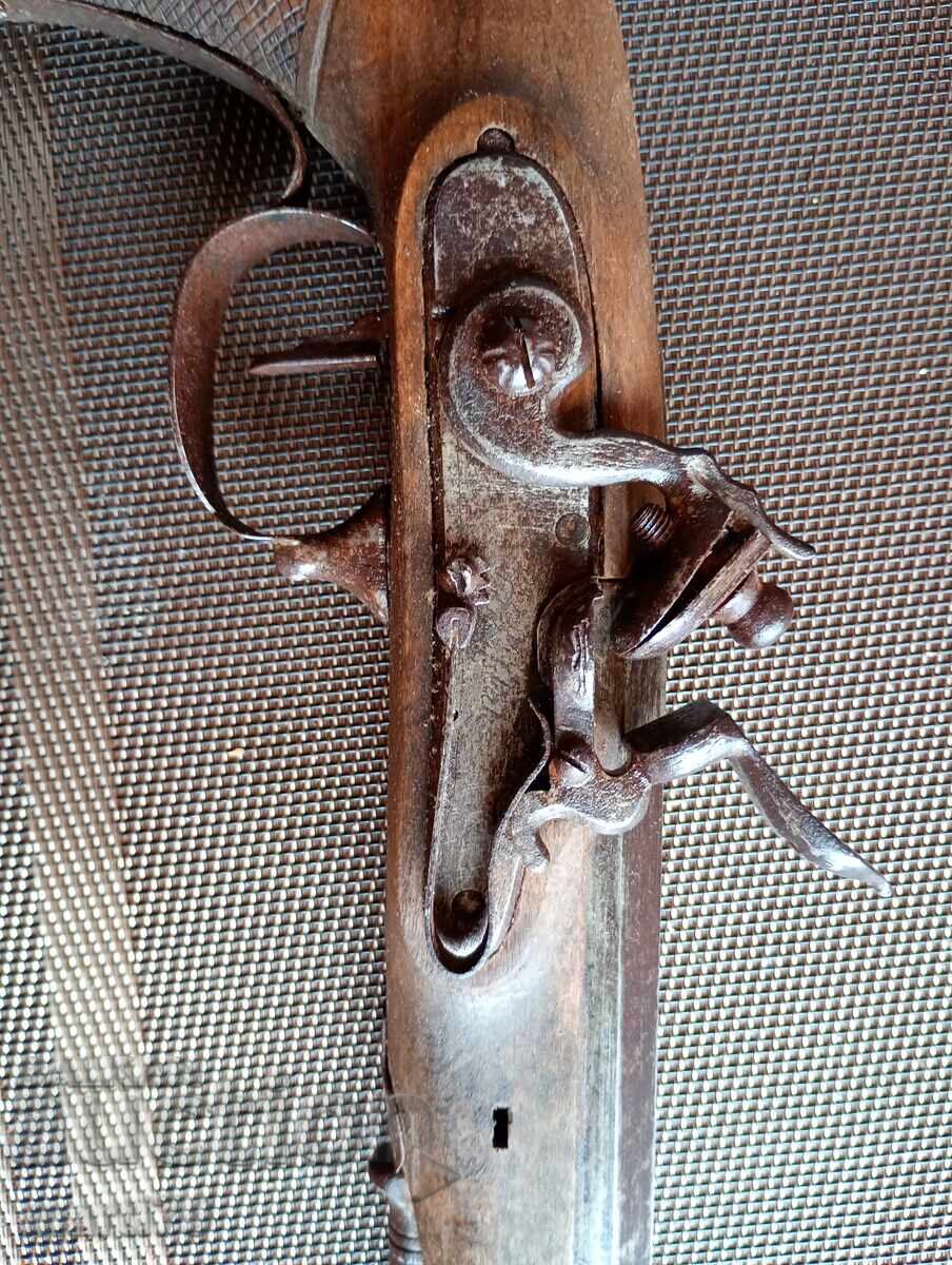 Flint pishtov with price € 140.00 | 273.82 BGN Flint pishtov with price € 140.00 | 273.82 BGN