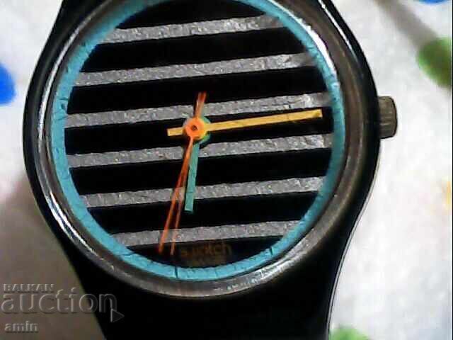 Παράδοση Γέρος δαμάσκηνος σβα4 πράγματα καινούργια μπαταρία