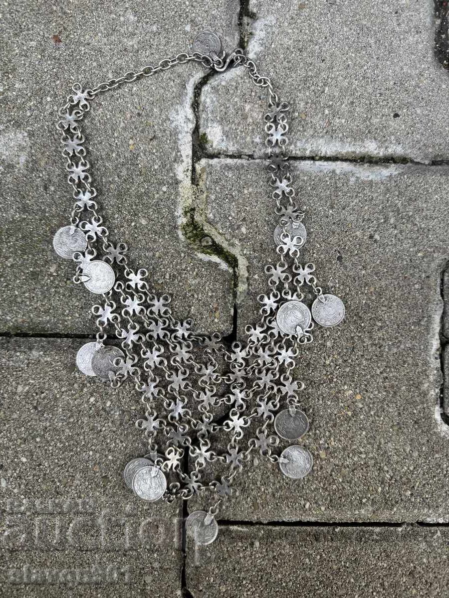 Bijuterii pentru monede