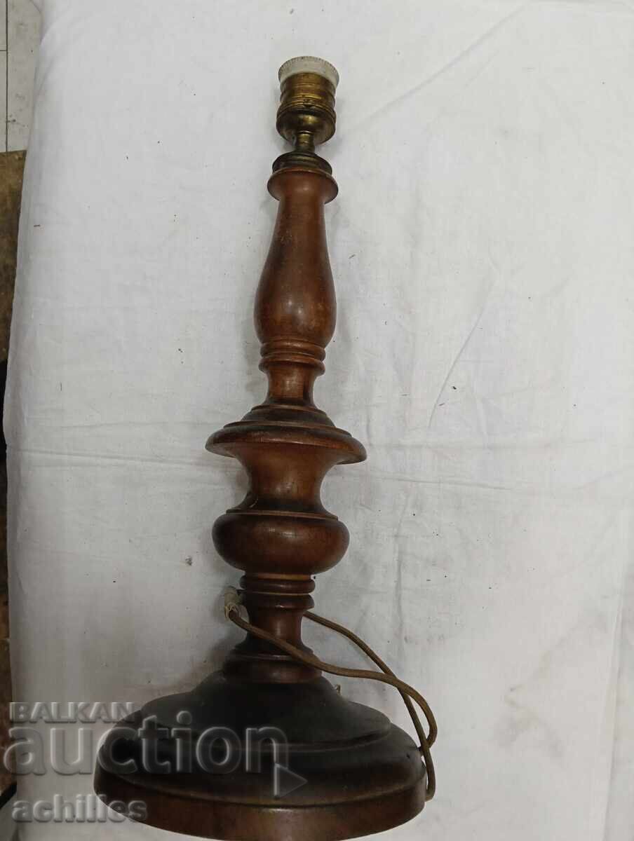 Electric wooden lamp