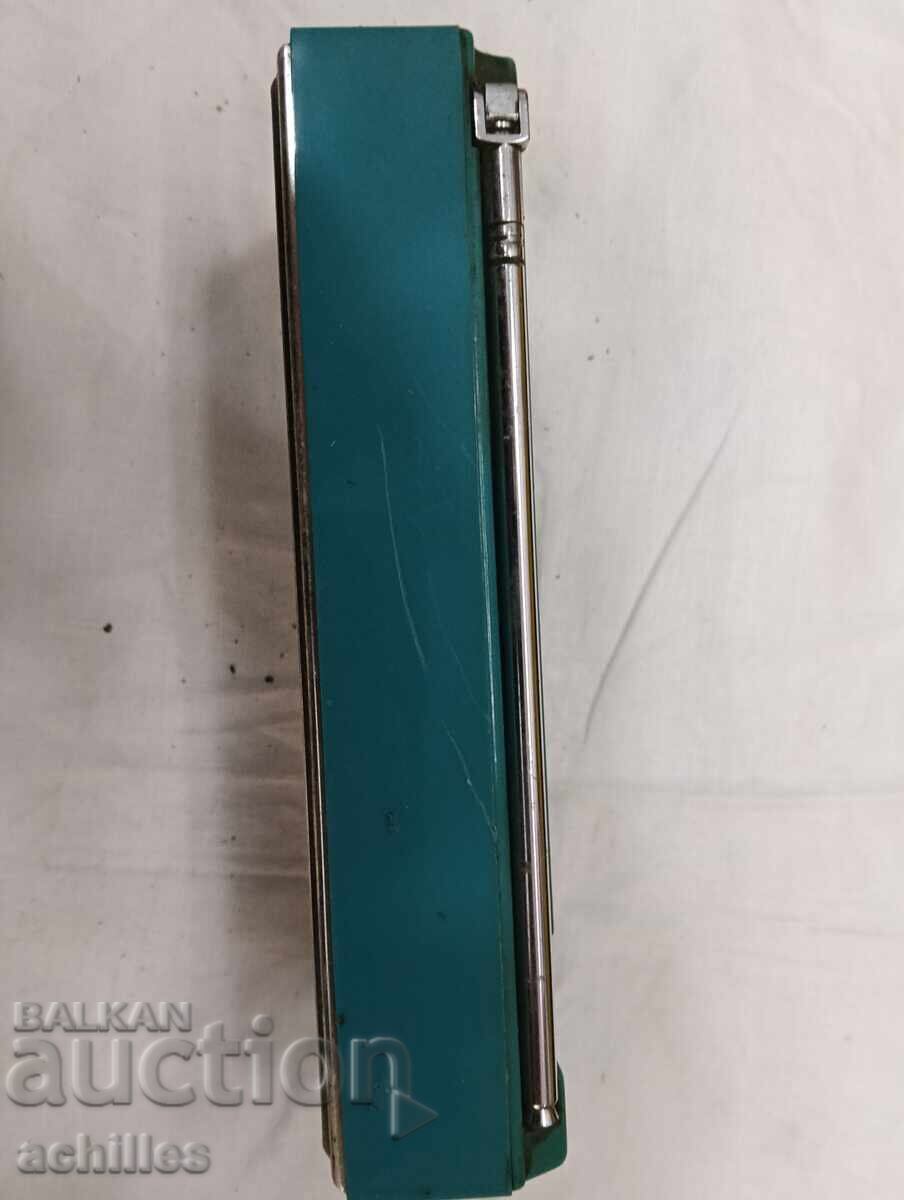 Стар Японски транзистор Standart с цена € 10.00 | 19.56 лв. Стар Японски транзистор Standart с цена € 10.00 | 19.56 лв.