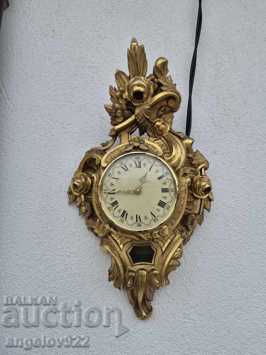 Frumos ceas de perete FUNCTIONAZA