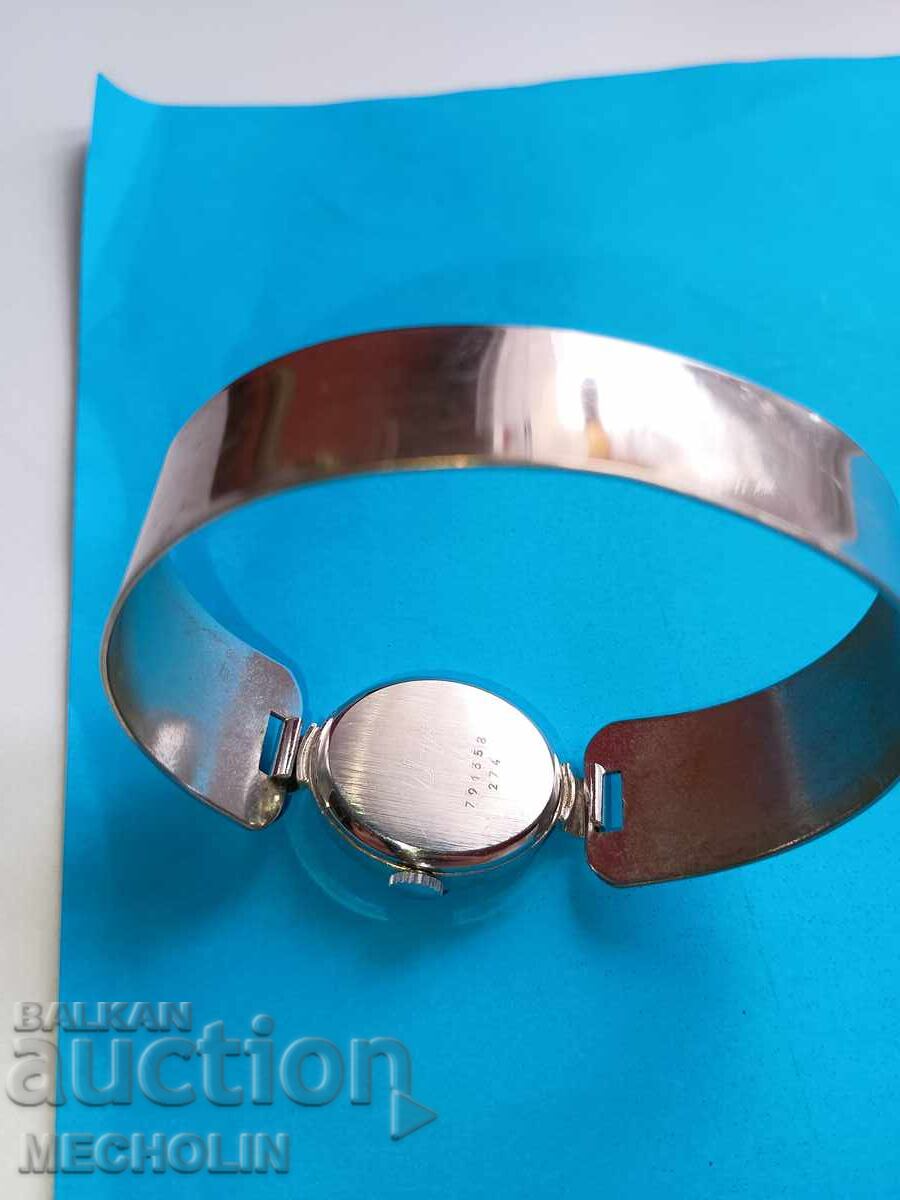 Delivery of COLLECTIBLE Swiss watch, Pratina Delivery of COLLECTIBLE Swiss watch, Pratina