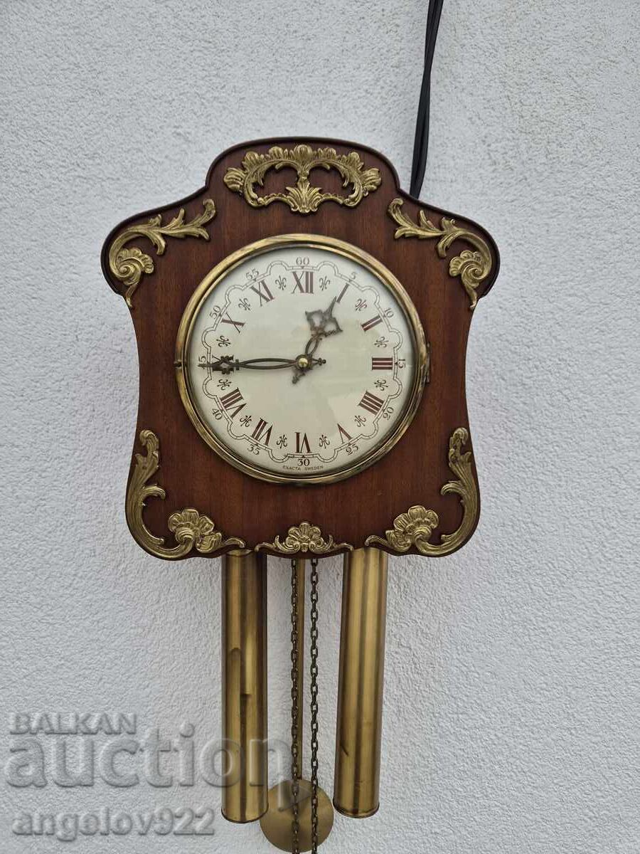 Licitație Frumos ceas de perete suedez EXACTA