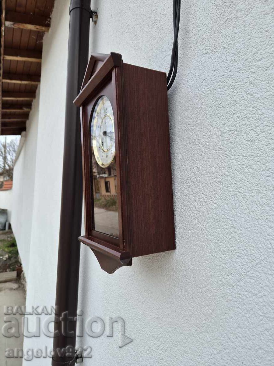 Δημοπρασία FRANZ HERMLE Γερμανικό ρολόι τοίχου ΕΡΓΑΣΙΜΟ