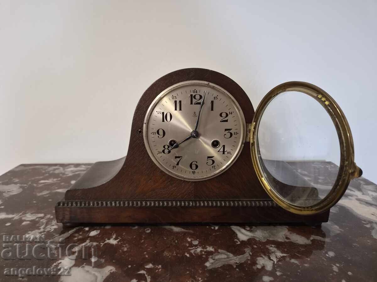 Ceas de masă german GUSTAV BECKER FUNCȚIONAL