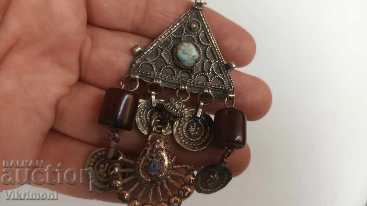 Livrarea Veche brățară, bijuterie, ceaun, turcoaz, bachelită,