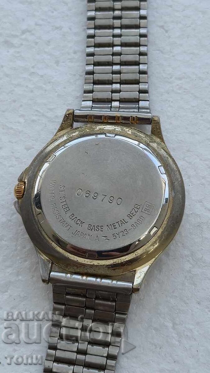 Auction  SWANSON QUARTZ JAPAN RARE DON'T KNOW IF IT WORKS BZTS !!!!