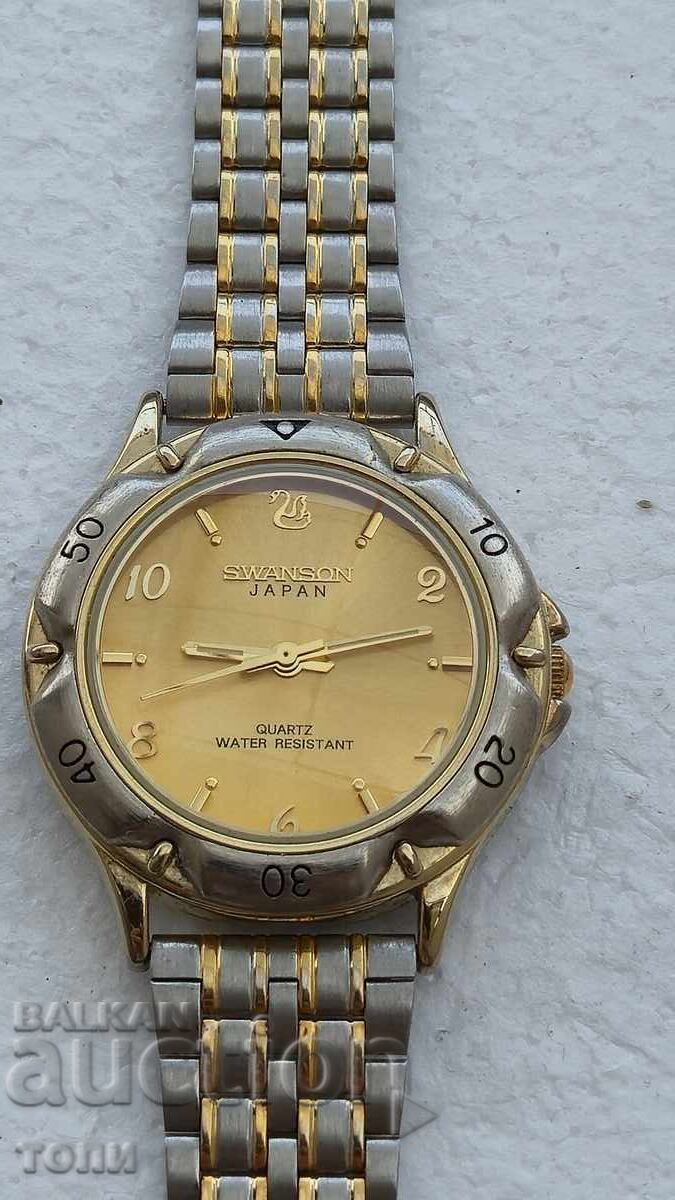 SWANSON QUARTZ JAPAN RARE DON'T KNOW IF IT WORKS BZTS !!!!