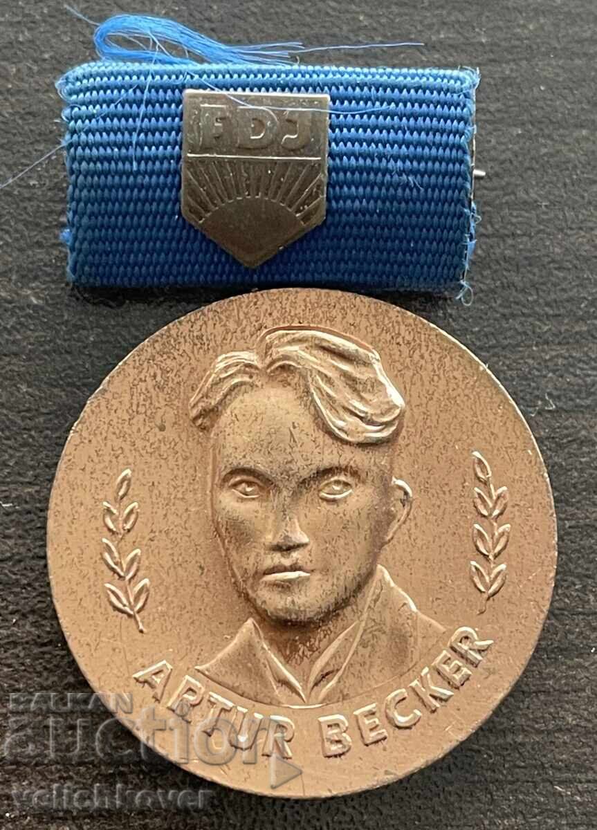 43191 GDR Ανατολική Γερμανία μετάλλιο Artur Becker FDJ κομσομόλ 43191 GDR Ανατολική Γερμανία μετάλλιο Artur Becker FDJ κομσομόλ