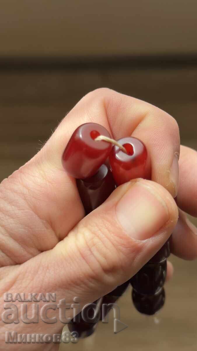 Доставка на червен кехлибар броеница Доставка на червен кехлибар броеница