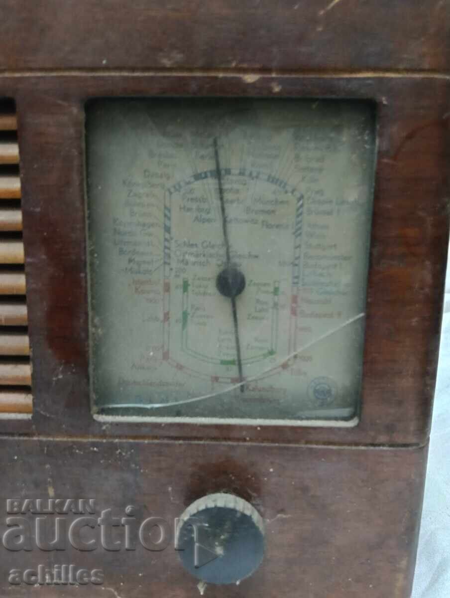 Radio cu tuburi HAGENUK cu preț € 30.00 | 58.67 BGN