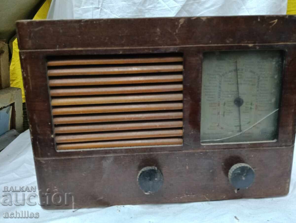 Radio cu tuburi HAGENUK