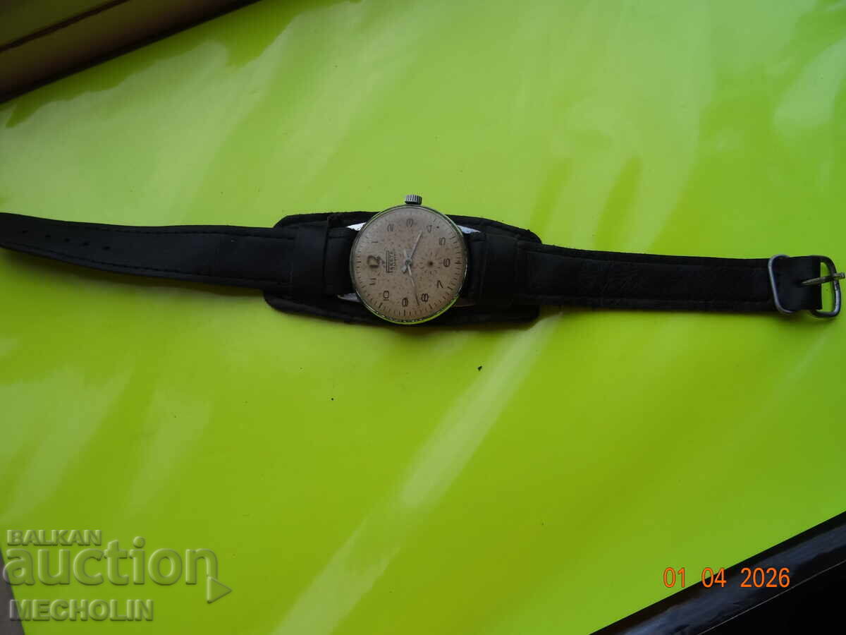 СТАР РУСКИ КОЛЕКЦИОНЕРСКИ ЧАСОВНИК РАКЕТА - 6