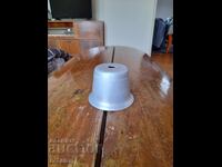 Tava veche de aluminiu pentru tort