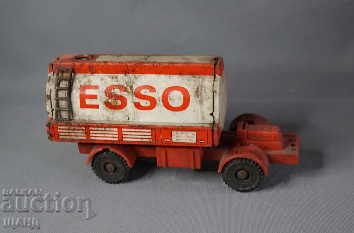 Vechi model german de jucărie din metal cisternă cu preț € 3.40 | 6.65 BGN