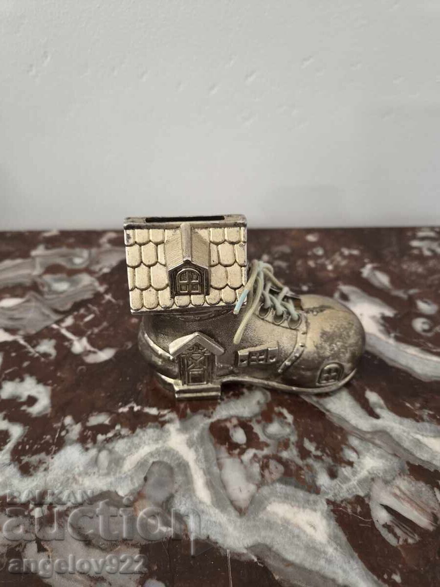 Vintage piggy bank metalic!!! cu preț € 0.11 | 0.22 BGN