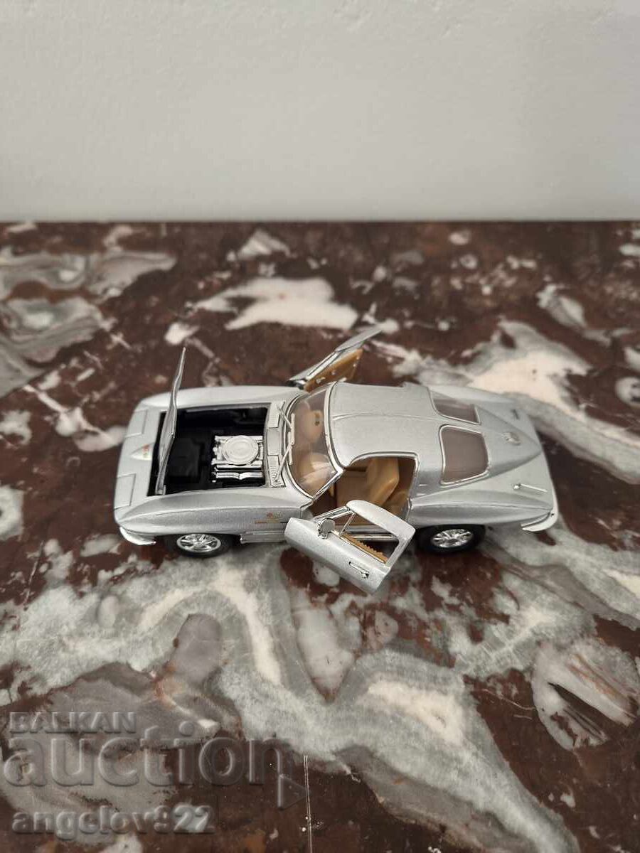 Μεταλλικό αυτοκίνητο Chevrolet Corvette με τιμή € 0.01 | 0.02 BGN