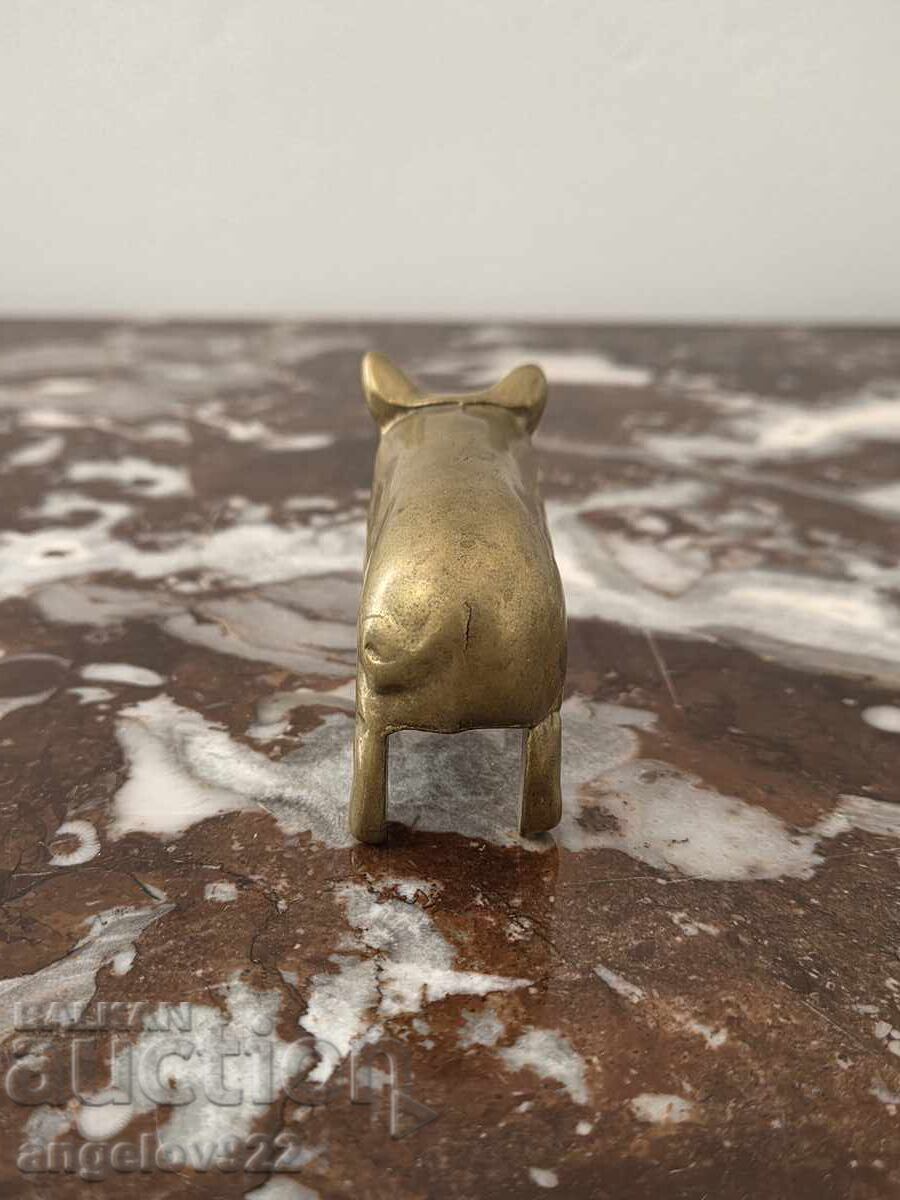 Livrarea Figurină masivă din bronz!