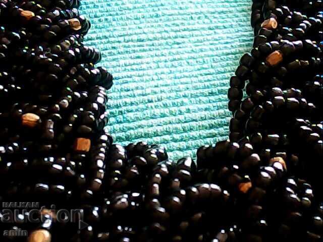 Аукцион старо красиво колие от маниста