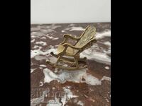 Масивен люлеещ се бронзов стол!!!