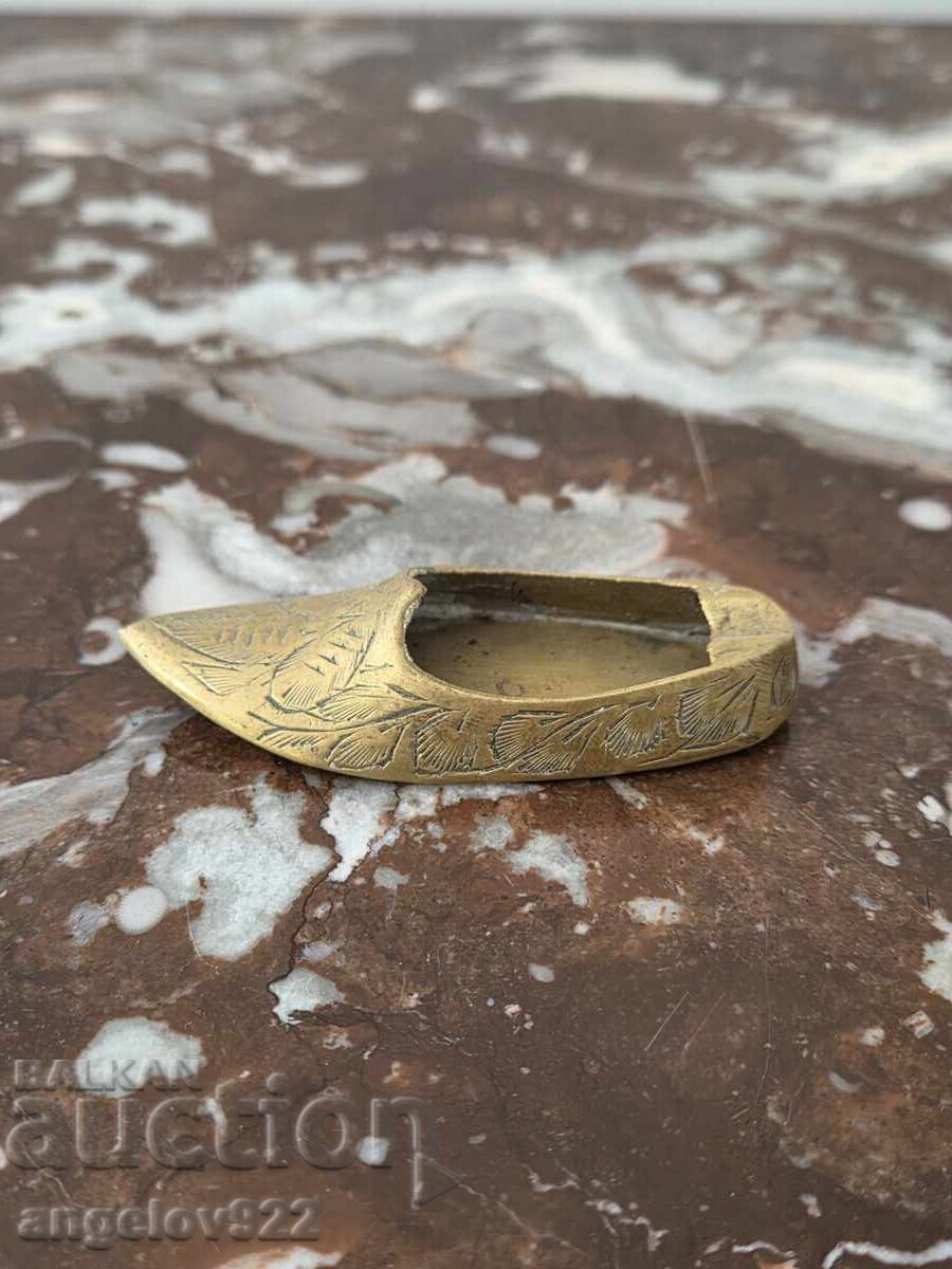 Pepelnik ot bronz!!!