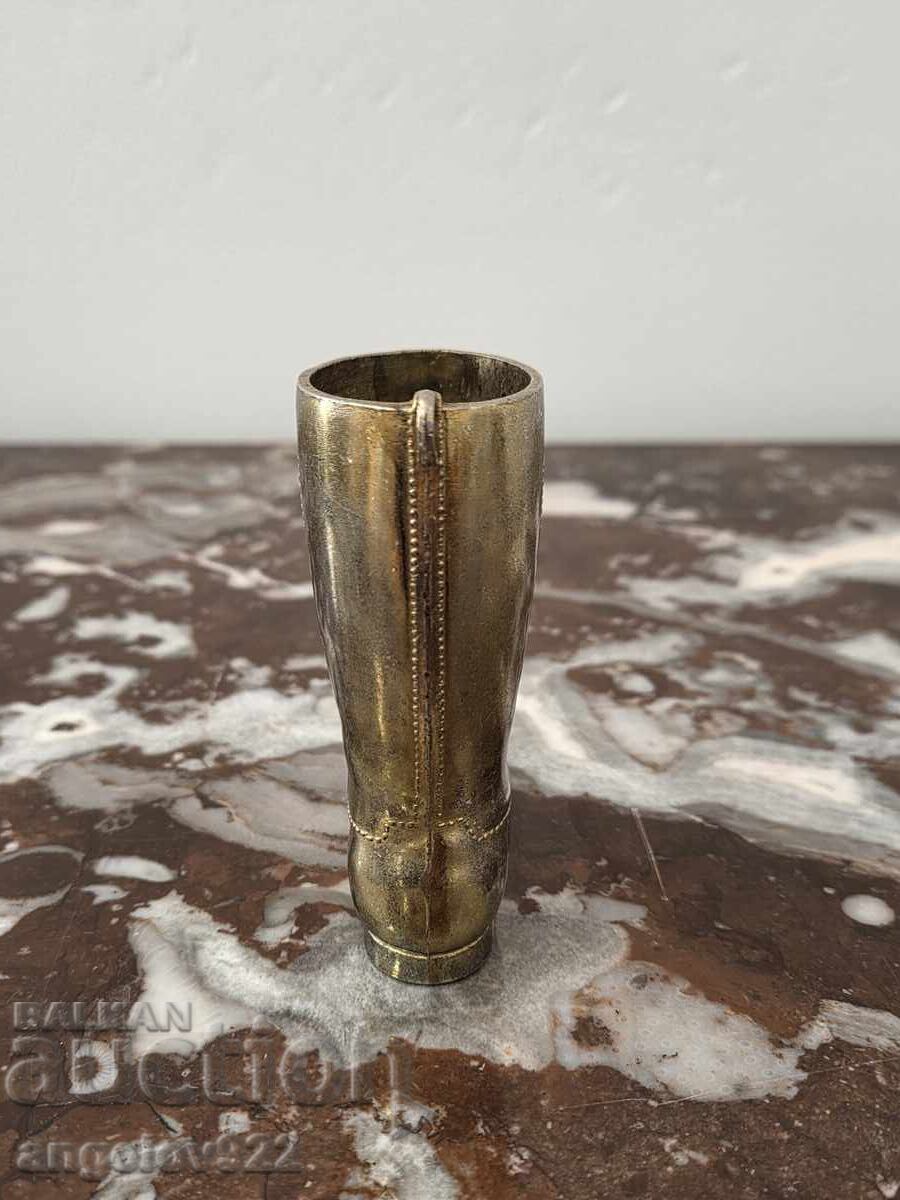 Livrarea Cizmă metalică!!!