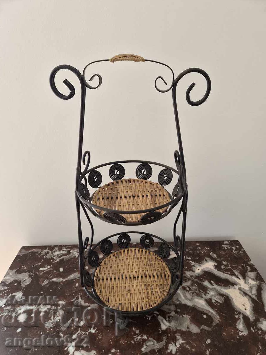 Винтидж метална стойка от ковано желязо!!!