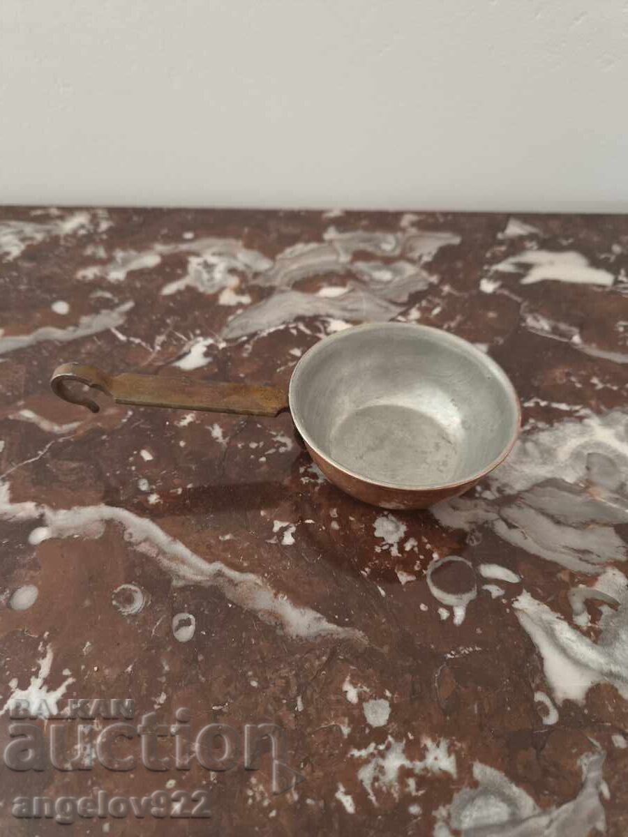 Vintage χάλκινη κατσαρόλα!!! με τιμή € 0.01 | 0.02 BGN