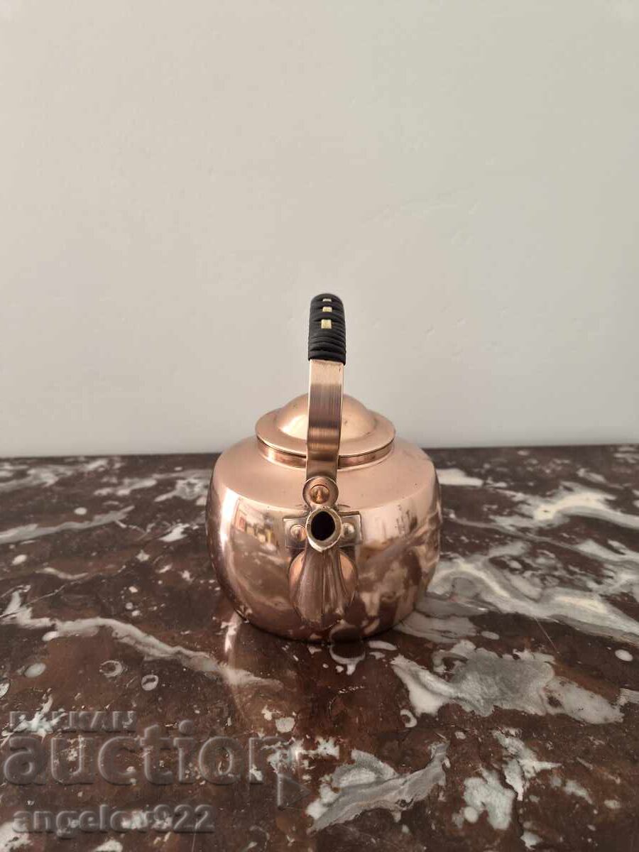 Норвежки меден чайник!!! с цена € 4.55 | 8.90 лв.