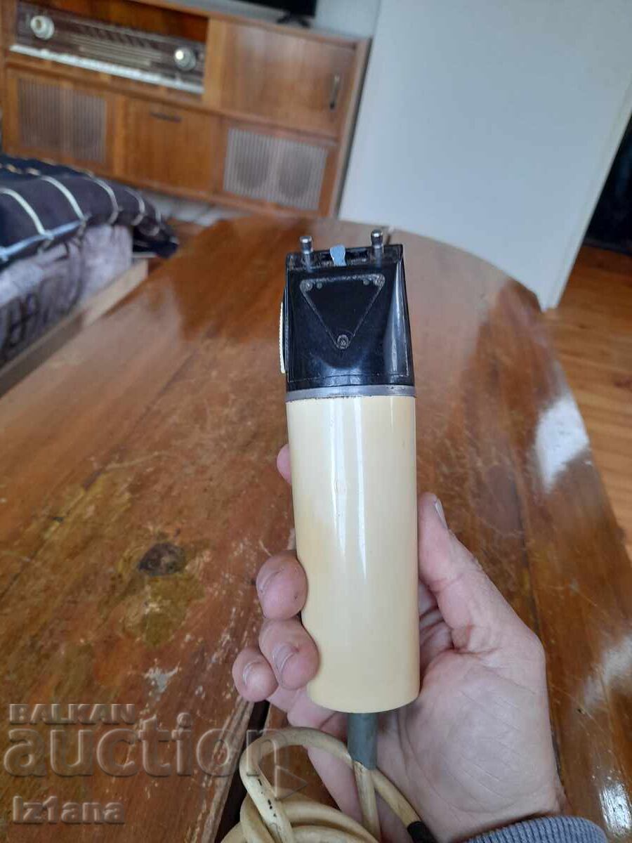 Аукцион Стара машинка за подстригване Aka