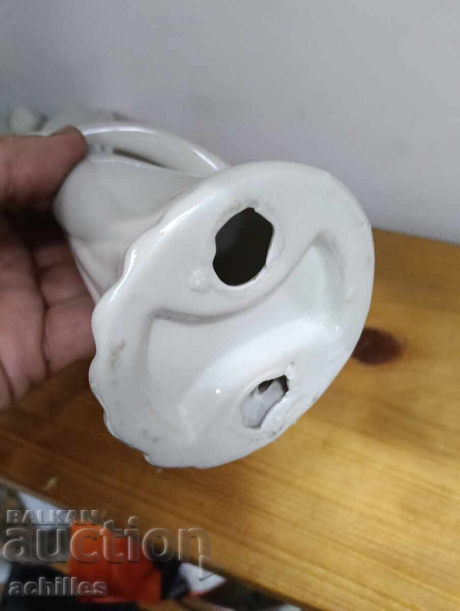 Licitație Figurină din porțelan într-o cutie de lux Licitație Figurină din porțelan într-o cutie de lux