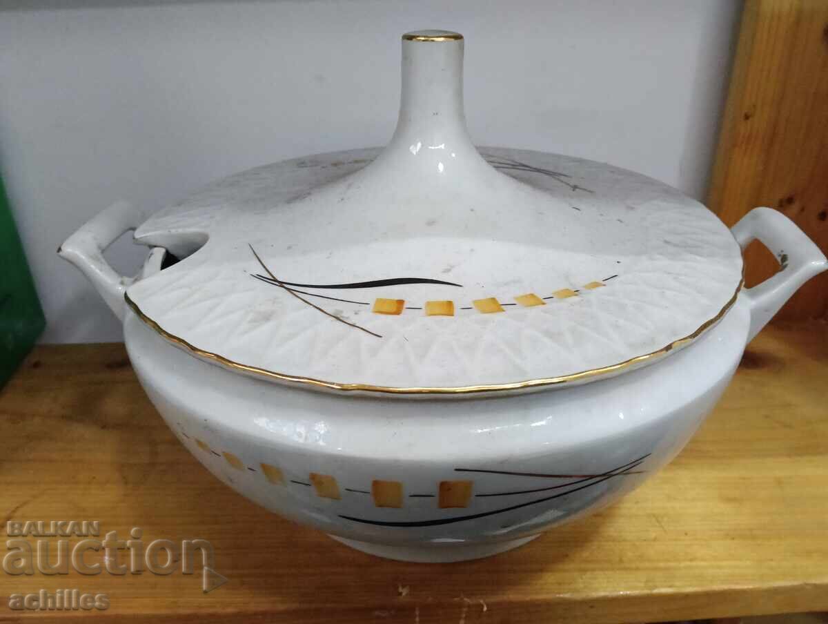 Bulgarian porcelain soup tureen Bulgarian porcelain soup tureen