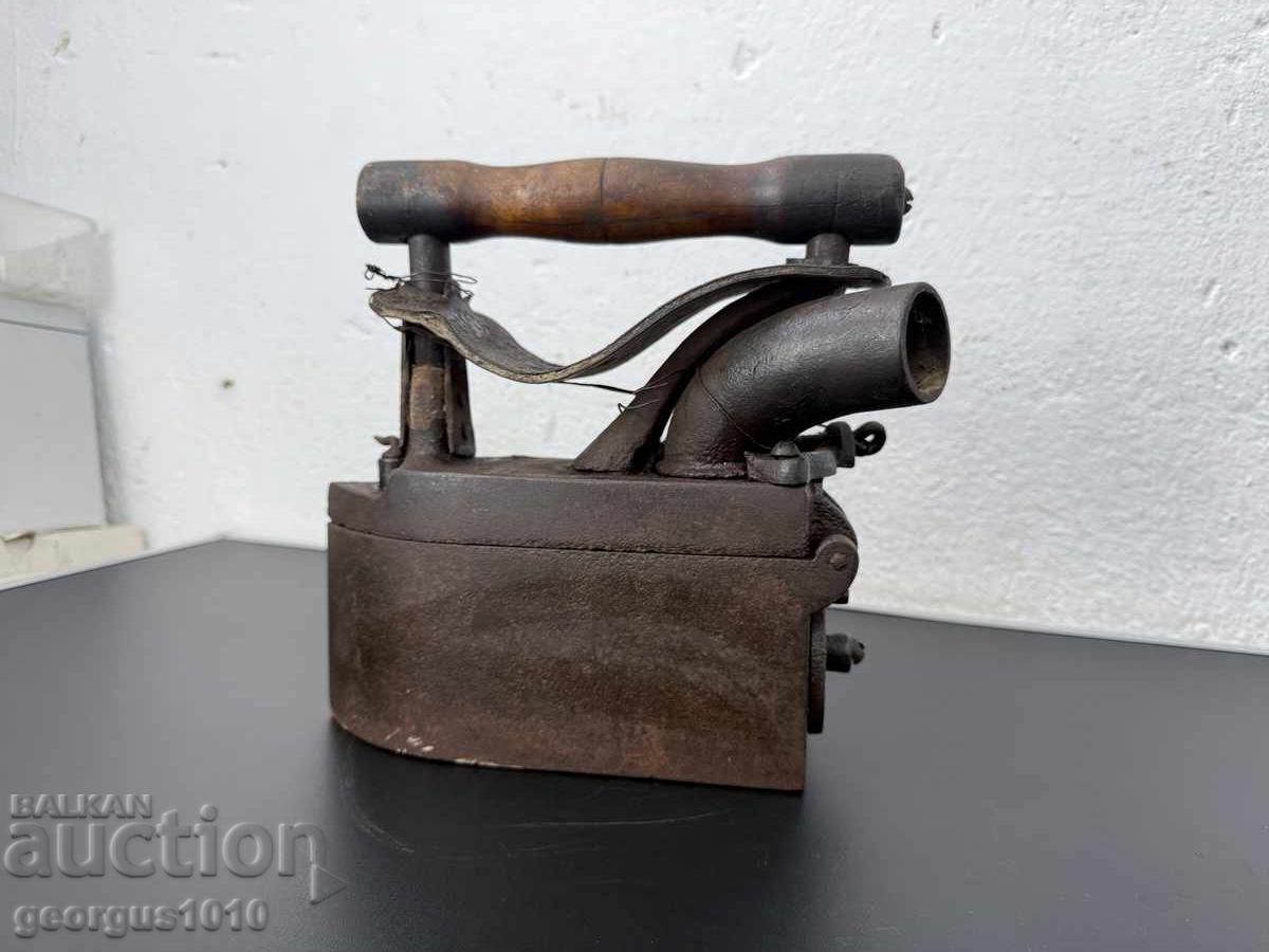 Old charcoal iron No. 8074 with price € 80.00 | 156.47 BGN